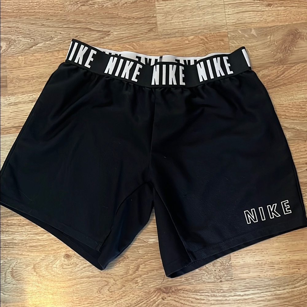 Nike/Dri fit standard short/medium/black/good condition